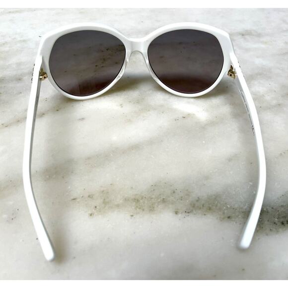 NEW! Alexander McQueen white round sunglasses Gray Lense gold studs NO ISSUES - Picture 13 of 16